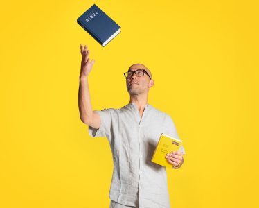 Simon-Chen-Im-Anfang-war-das-Wort-qf-Foto-Fabian-Roelli