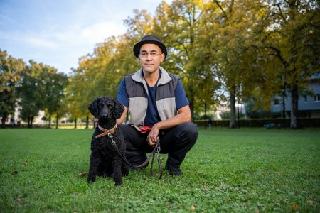 05_Simon_Chen_-_Er_will_nur_spielen_c_Fabian_Rölli_dl